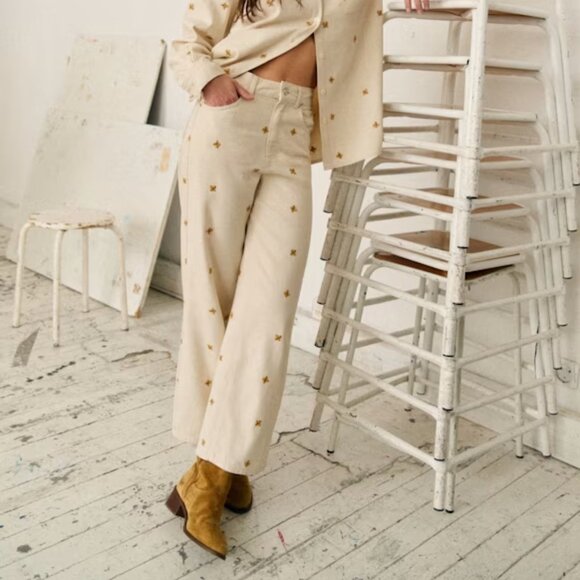 Sezane Lucia Vergara Le Crop Embroidered pants - Picture 2 of 5